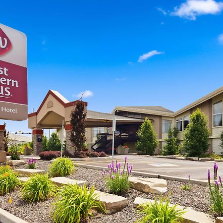 Best Western Plus Durham Hotel & Conference Centre Oshawa Esterno foto