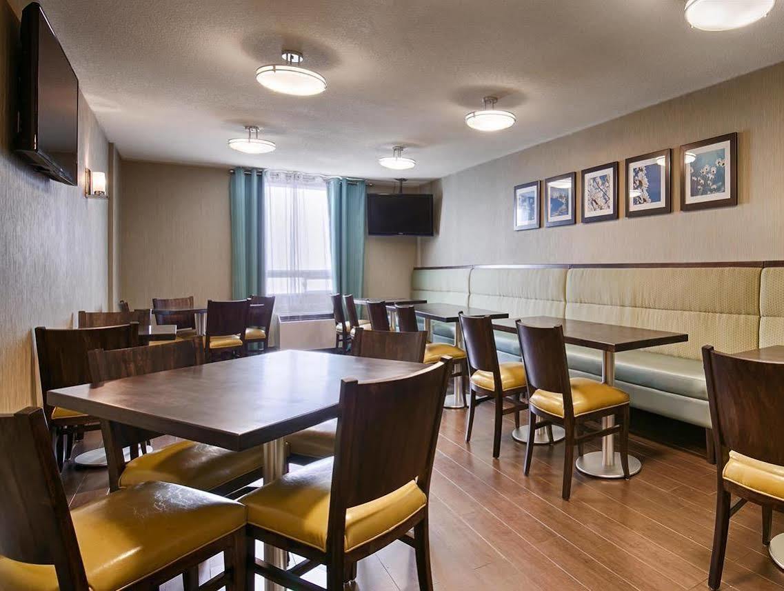 Best Western Plus Durham Hotel & Conference Centre Oshawa Esterno foto